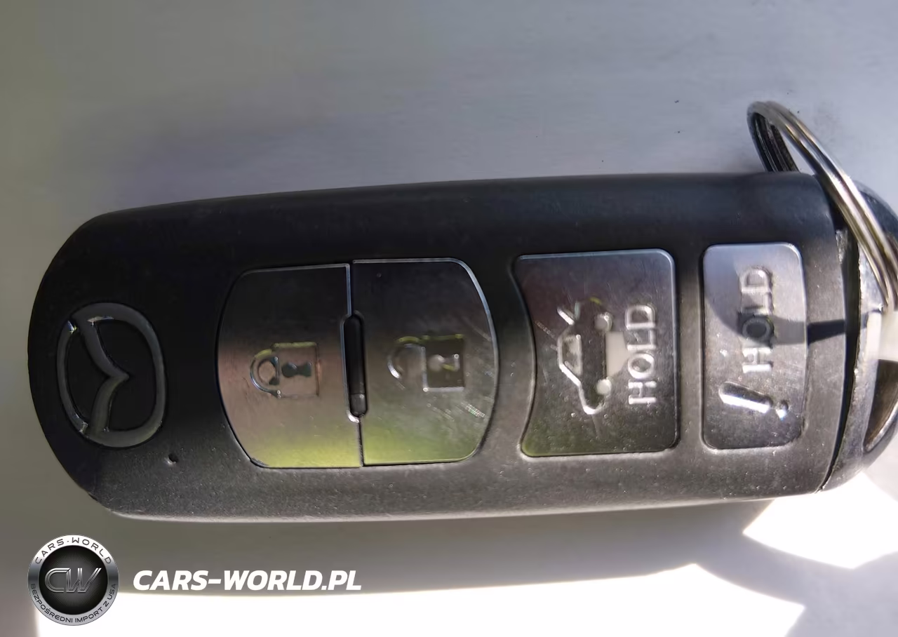 2014 Mazda Mazda3 I Sport VIN:JM1BM1U74E1117723 - 11