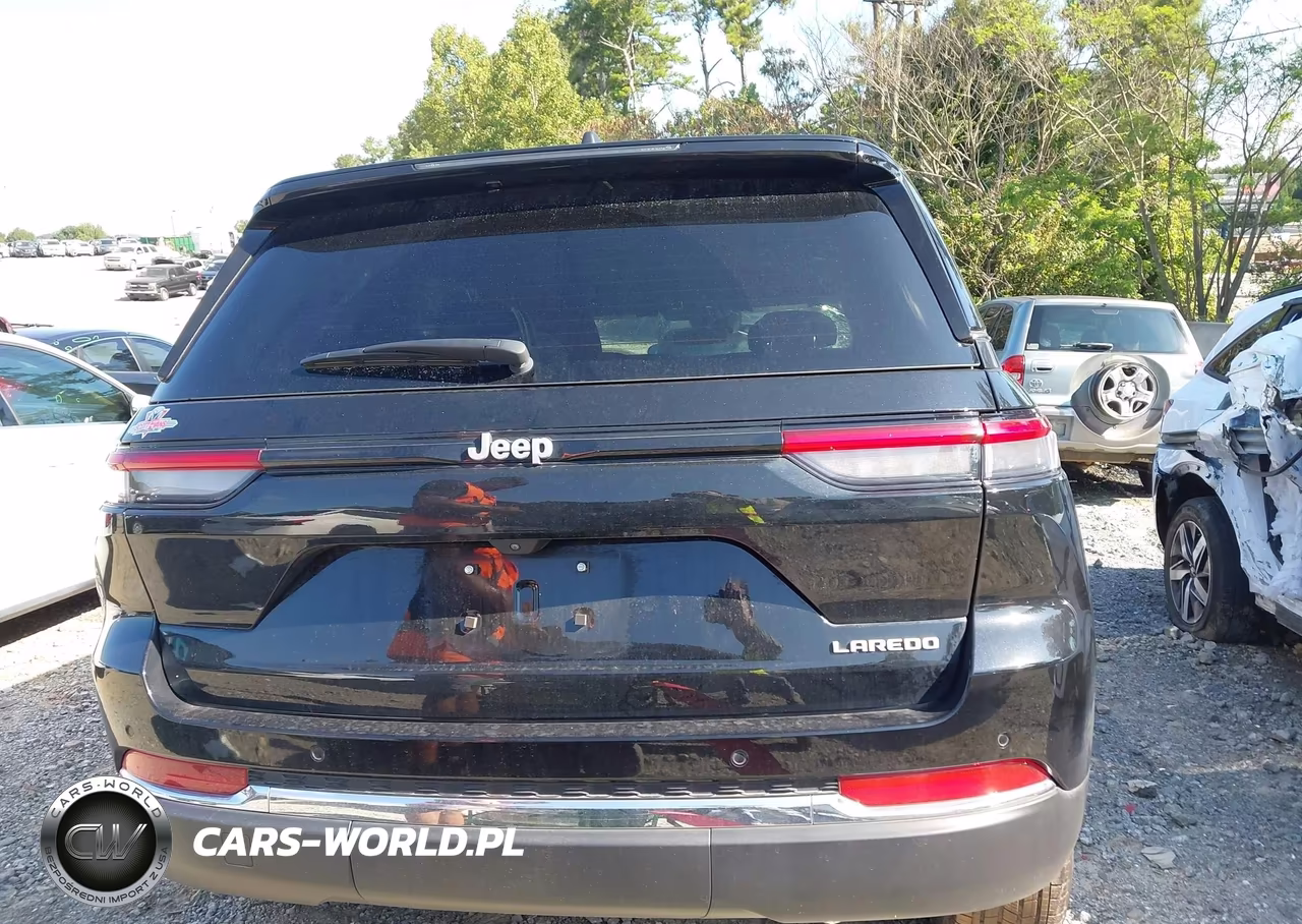 2025 Jeep Grand Cherokee Laredo X 4X2 VIN:1C4RJGAG6SC376132 - 15
