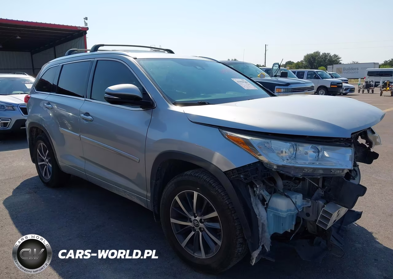 2017 Toyota Highlander Xle VIN:5TDJZRFH1HS456545 - 18
