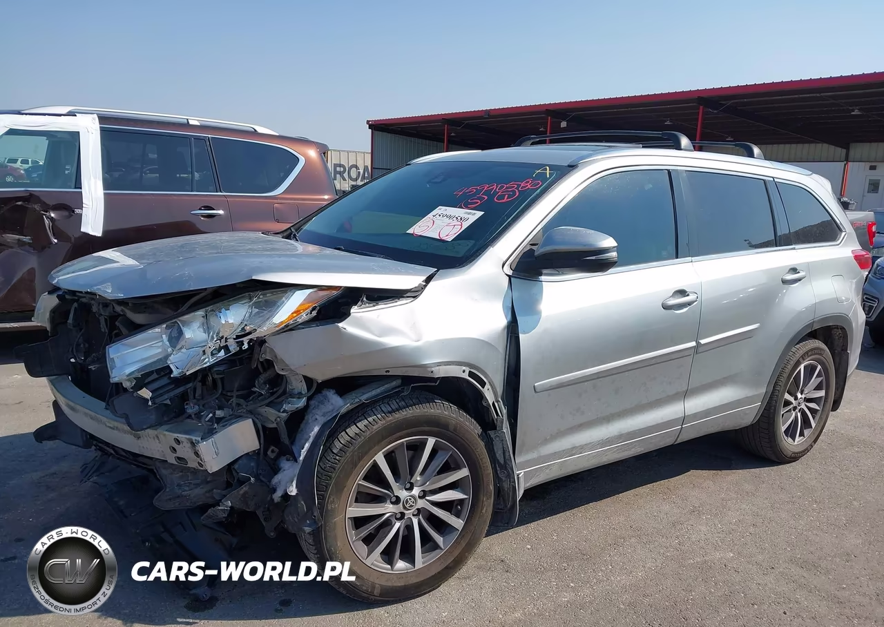 2017 Toyota Highlander Xle VIN:5TDJZRFH1HS456545 - 19