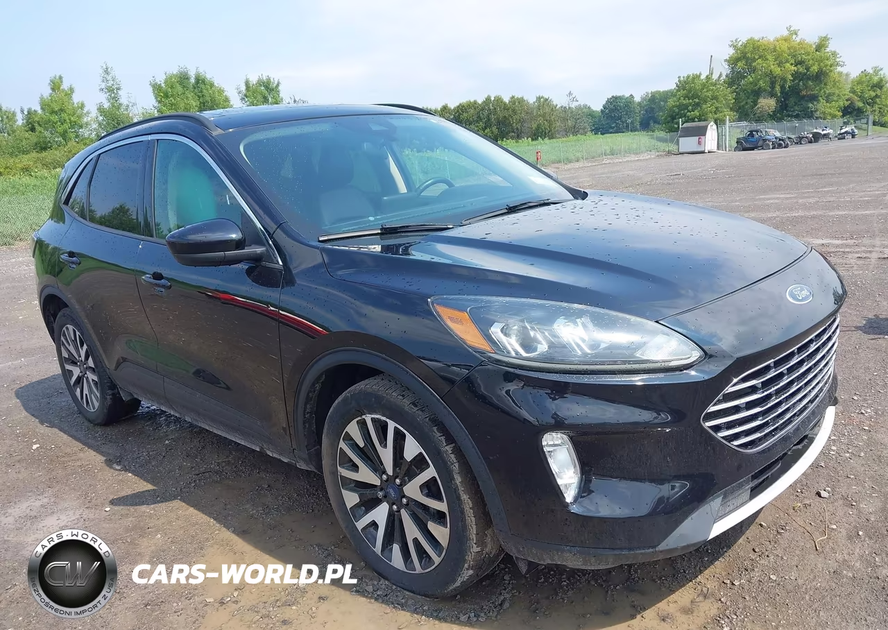 2020 Ford Escape Sel