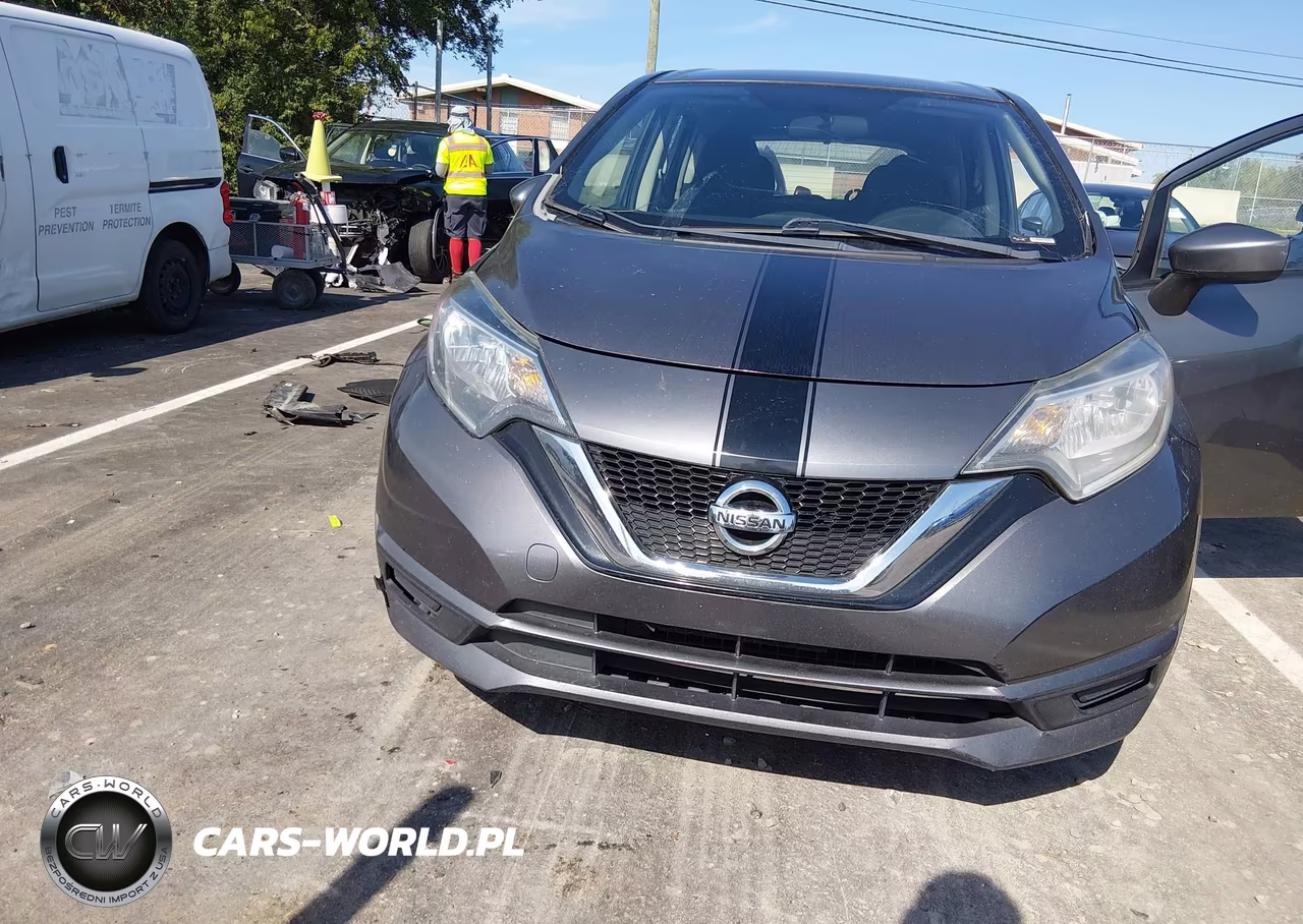 2018 Nissan Versa Note S VIN:3N1CE2CP2JL354824 - 6