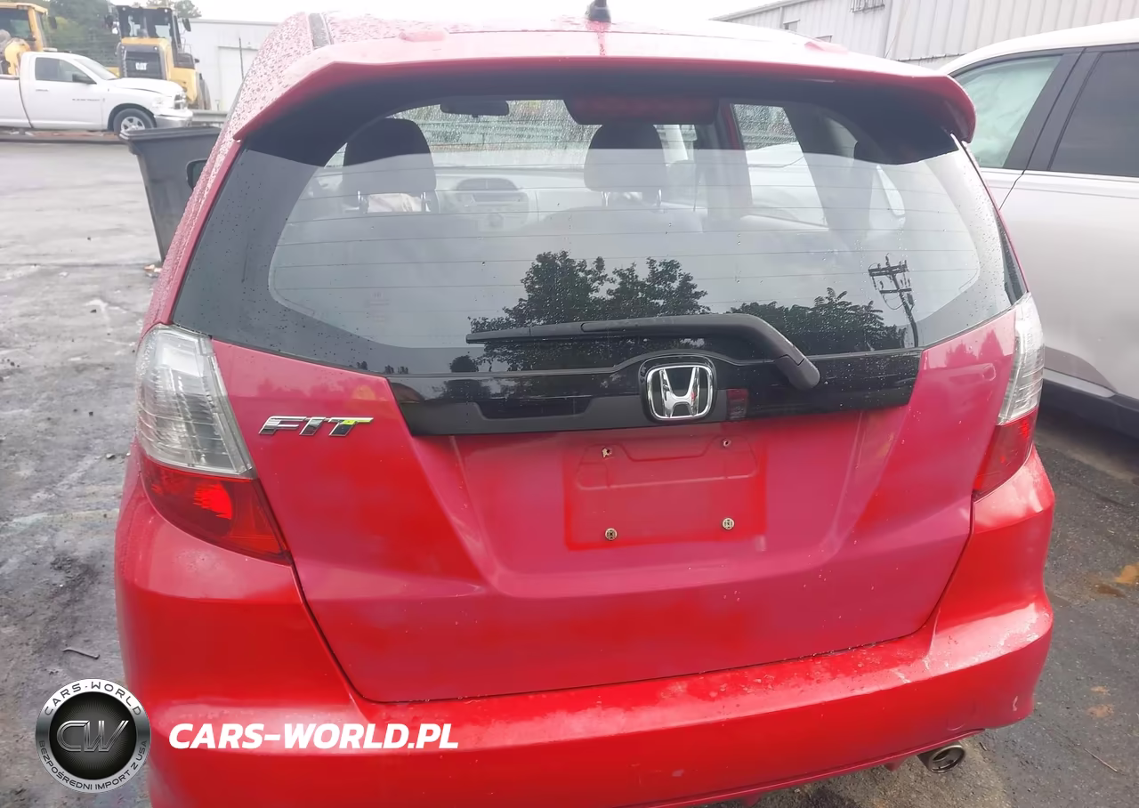 2009 Honda Fit Sport VIN:JHMGE88469S052612 - 17