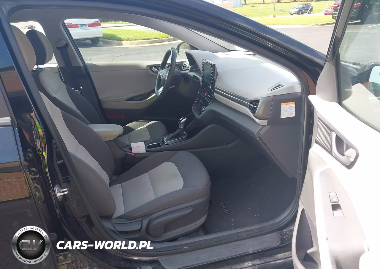2020 Hyundai Ioniq Hybrid Blue VIN:KMHC65LC3LU218120 - 5