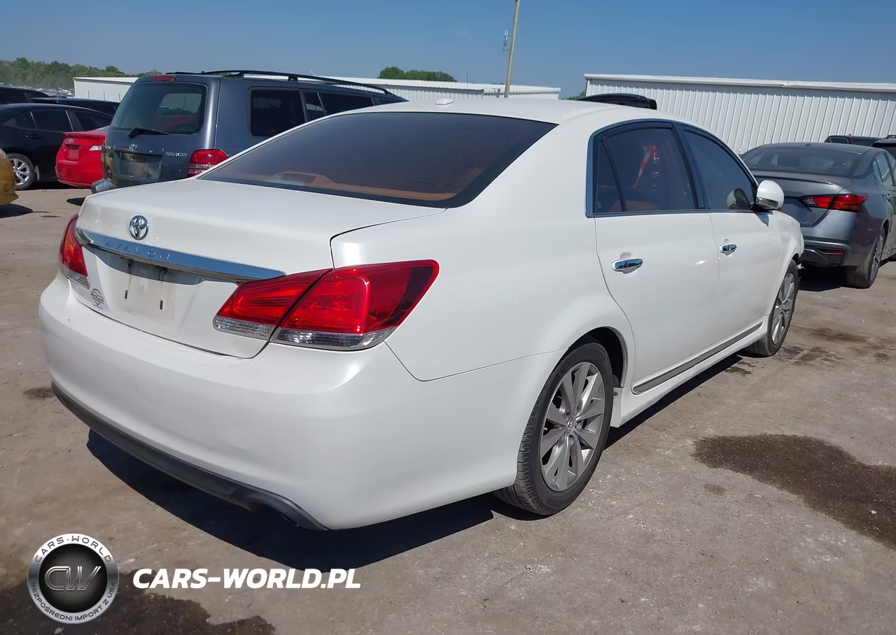 2011 Toyota Avalon Limited VIN:4T1BK3DBXBU372355 - 4