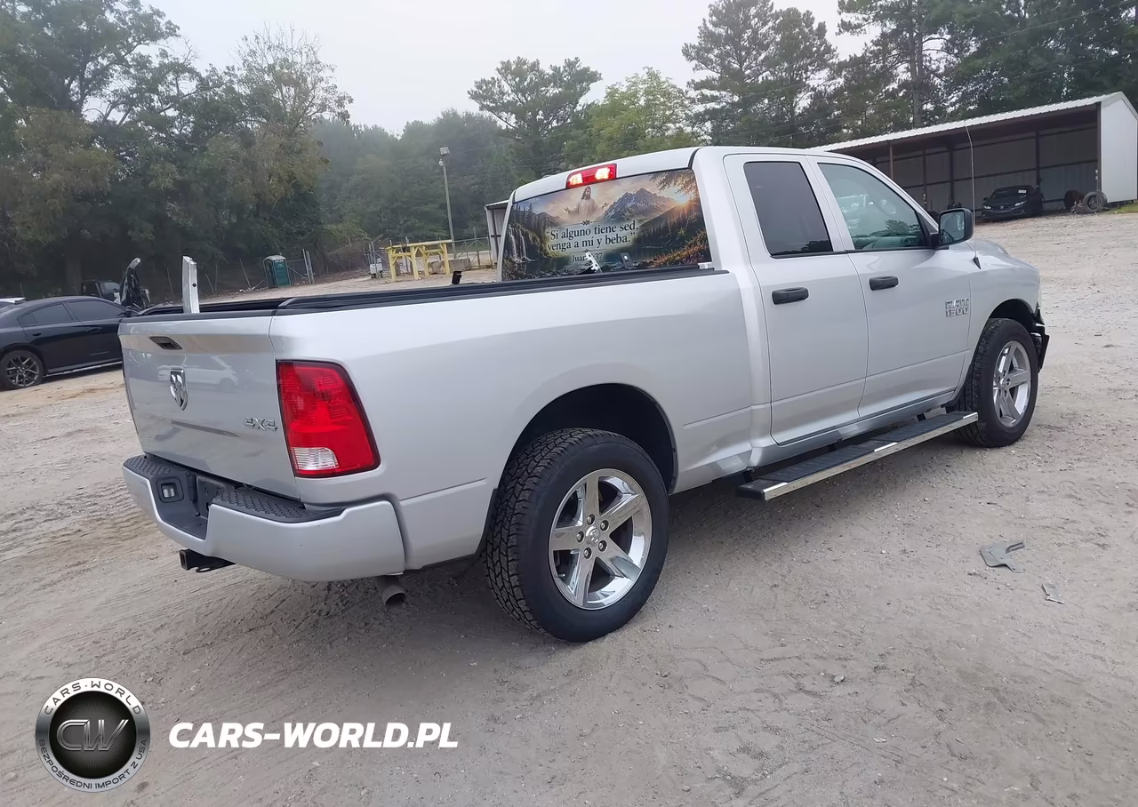 2018 Ram 1500 Express 4X4 6'4 Box VIN:1C6RR7FG9JS126574 - 4