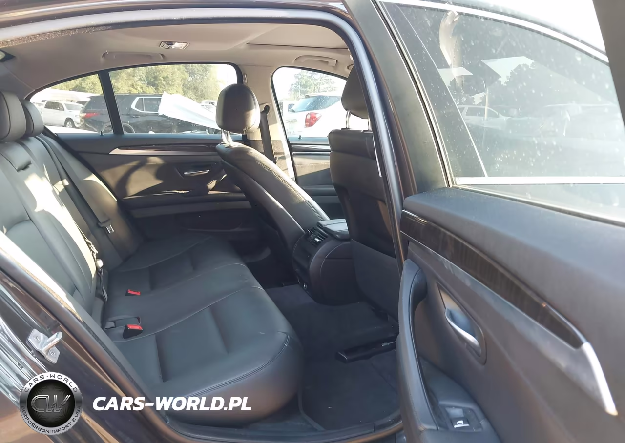 2016 BMW 528I VIN:WBA5A5C56GG348245 - 8