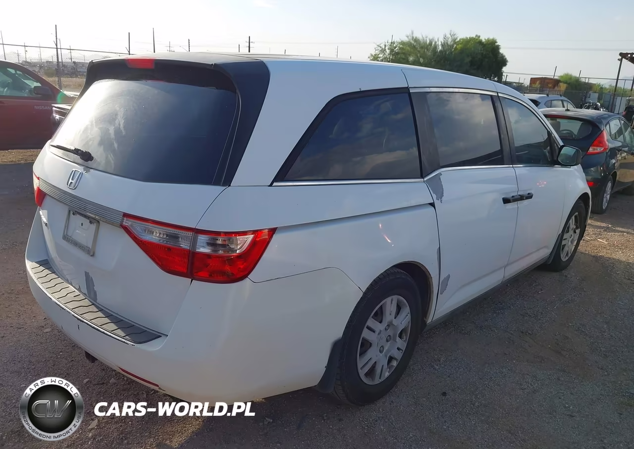 2012 Honda Odyssey Lx VIN:5FNRL5H28CB009407 - 4