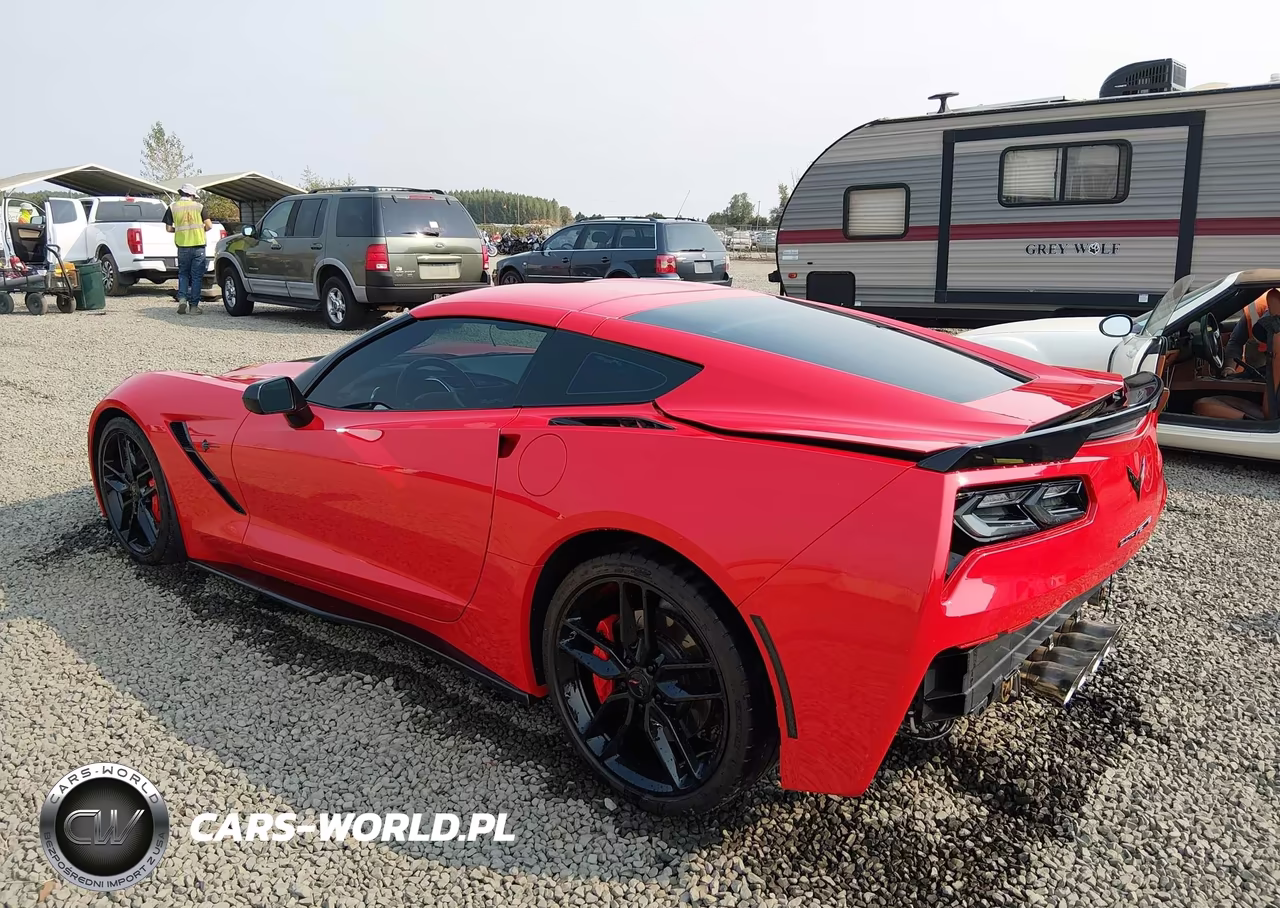 2016 Chevrolet Corvette Stingray Z51 VIN:1G1YK2D75G5121533 - 3