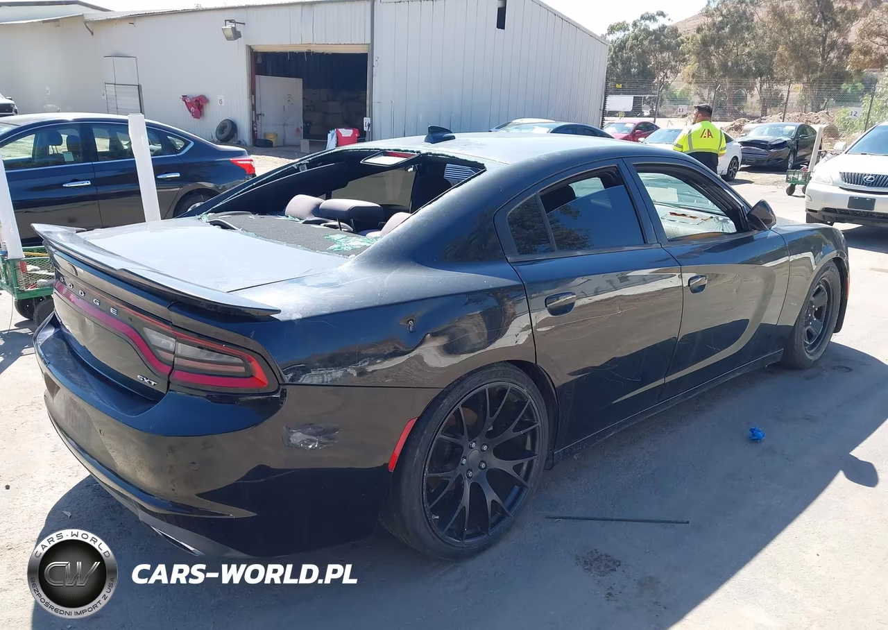 2018 Dodge Charger Sxt Plus Rwd VIN:2C3CDXHG7JH125851 - 4
