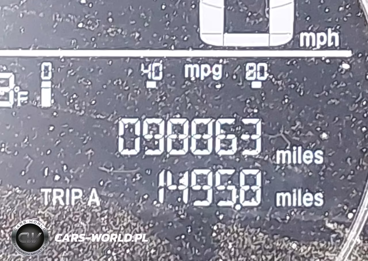 2018 Honda Civic Sport VIN:SHHFK7G47JU229718 - 15