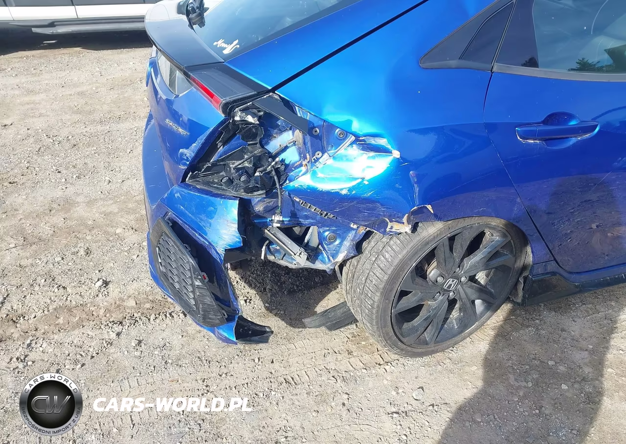2018 Honda Civic Sport VIN:SHHFK7G47JU229718 - 6
