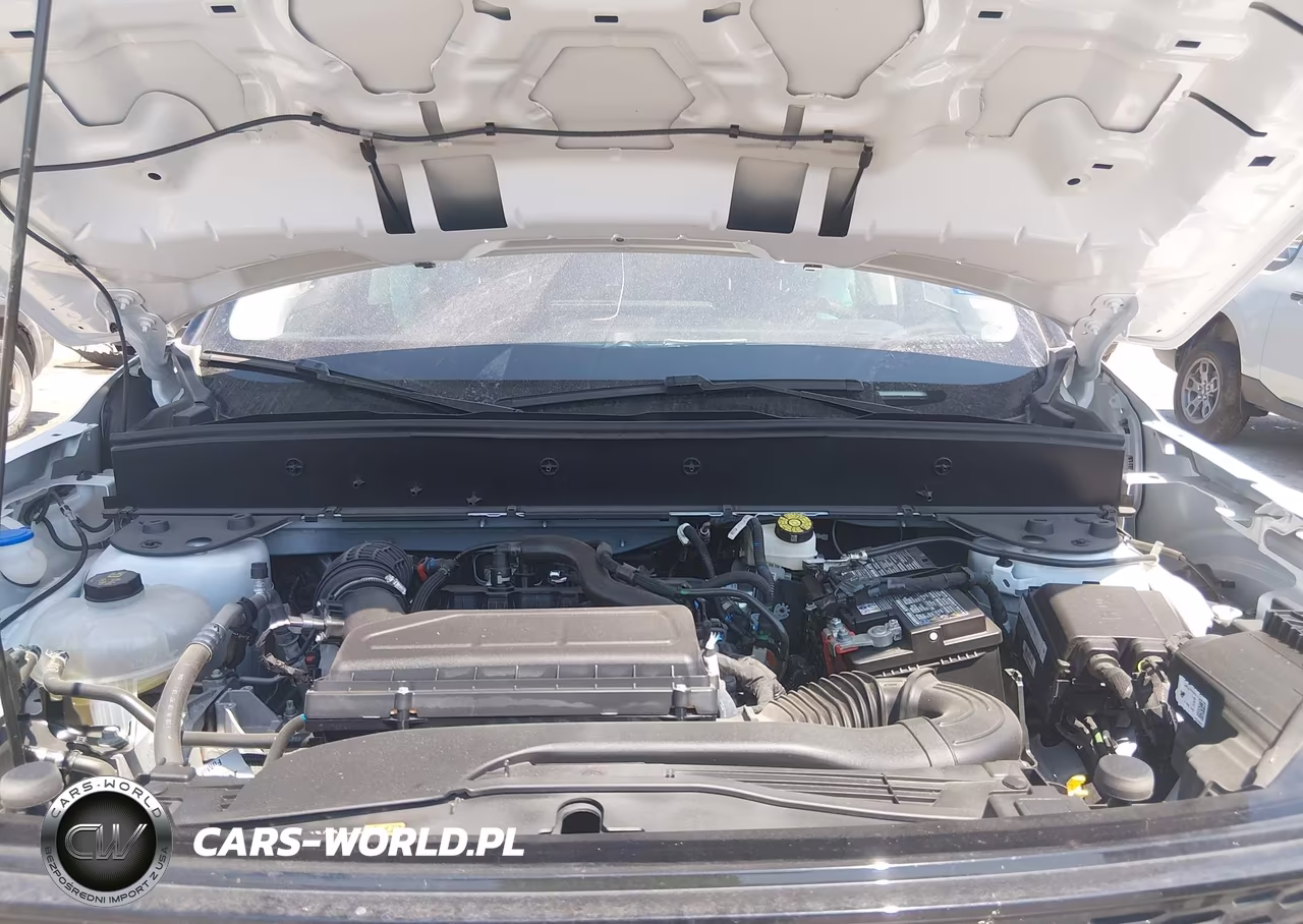 2025 Ford Bronco Sport Outer Banks VIN:3FMCR9CN2SRE34465 - 10