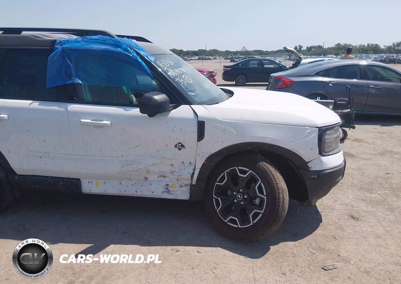 2025 Ford Bronco Sport Outer Banks VIN:3FMCR9CN2SRE34465 - 6
