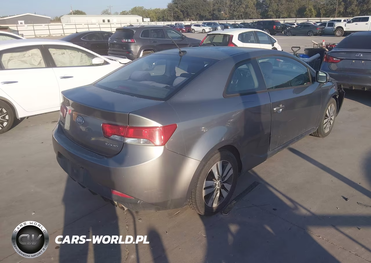 2013 Kia Forte Koup Ex VIN:KNAFU6A22D5656482 - 4