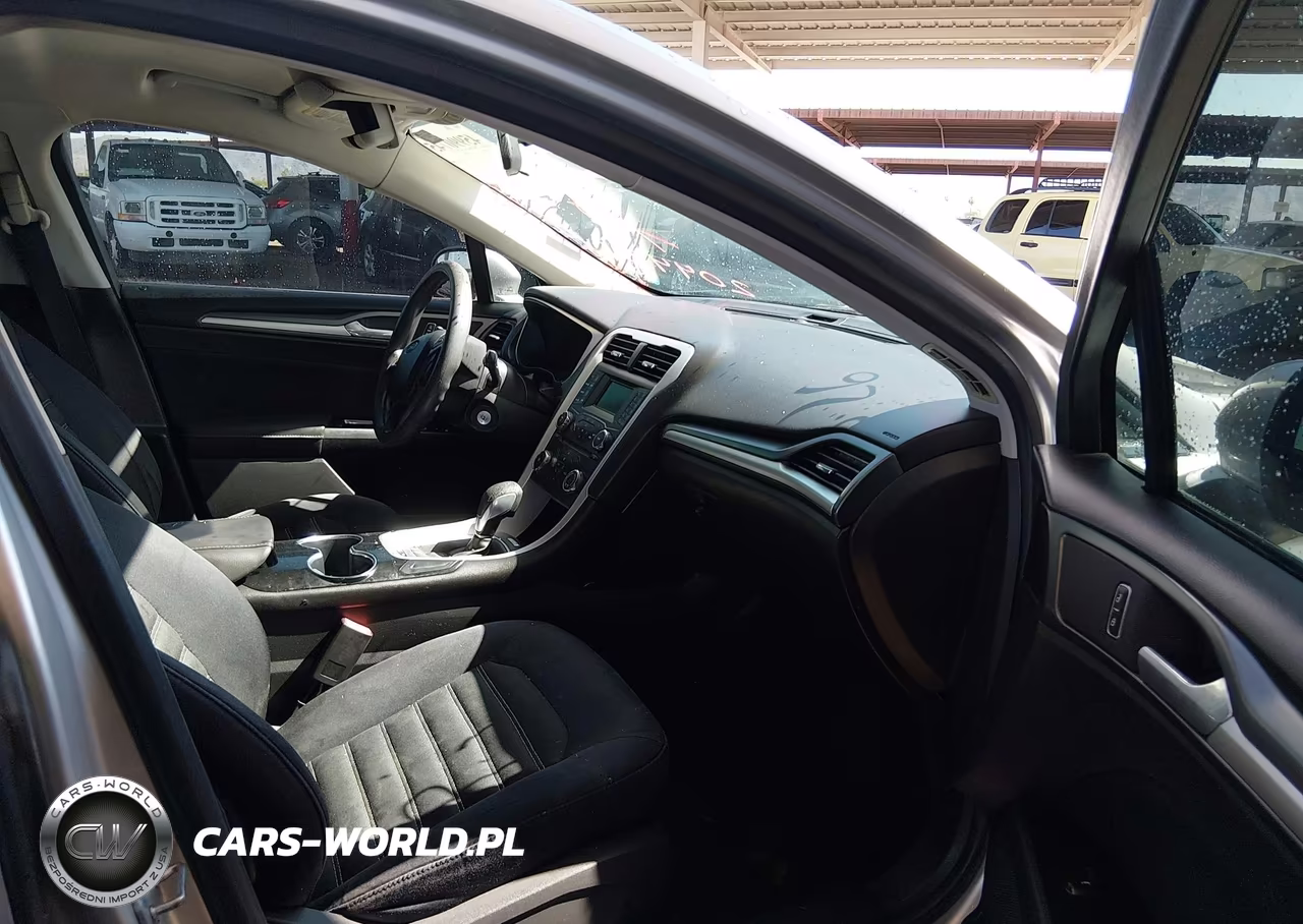 2014 Ford Fusion Se VIN:3FA6P0H79ER204431 - 5