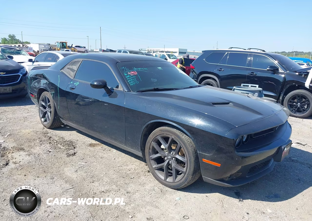 2021 Dodge Challenger Sxt