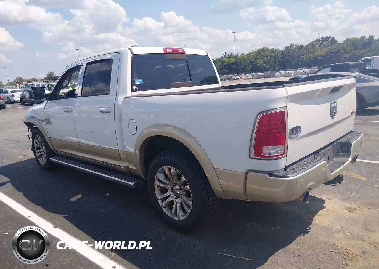 2016 Ram 1500 Longhorn VIN:1C6RR7PT0GS150914 - 3