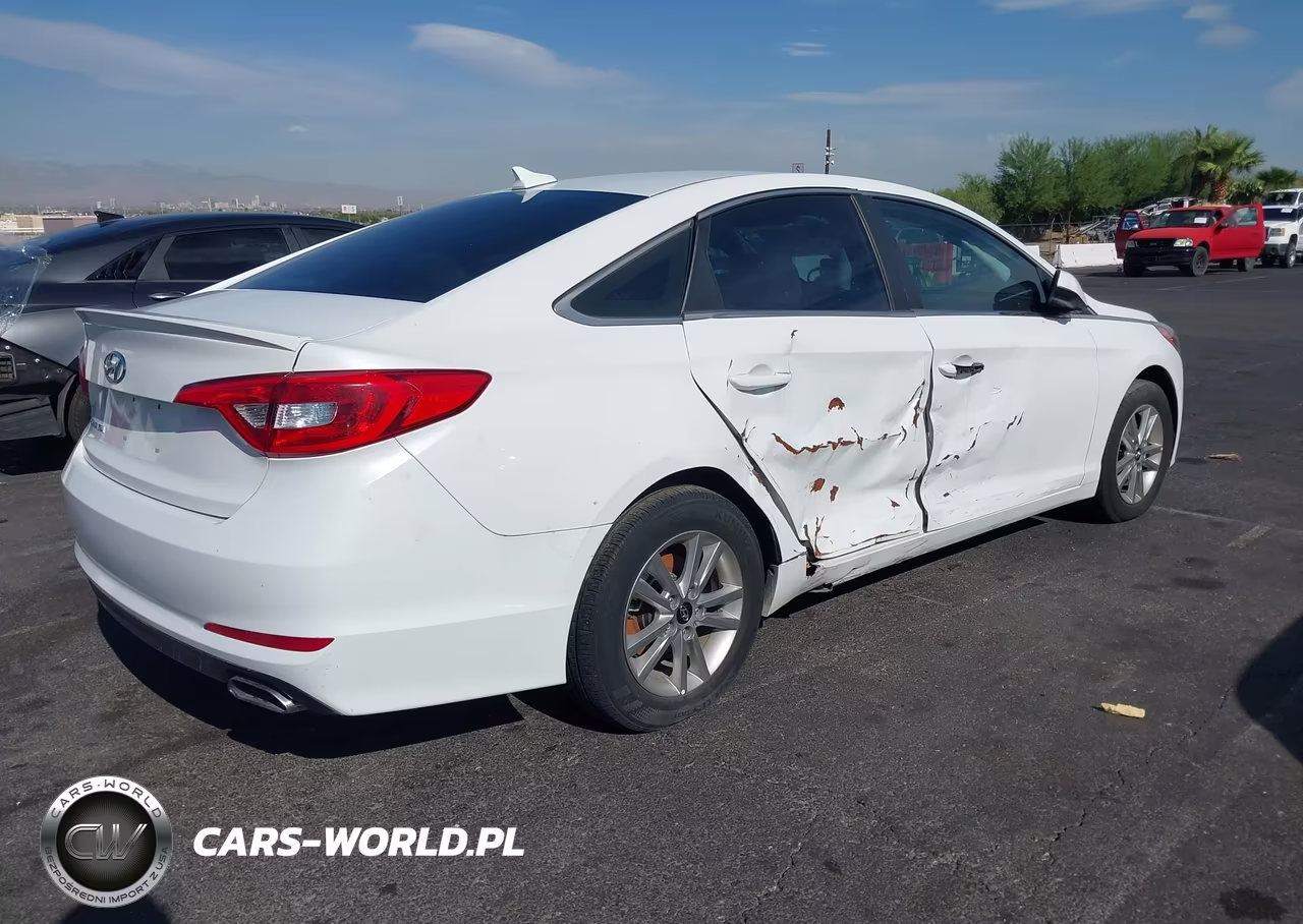 2017 Hyundai Sonata VIN:5NPE24AF6HH542728 - 4
