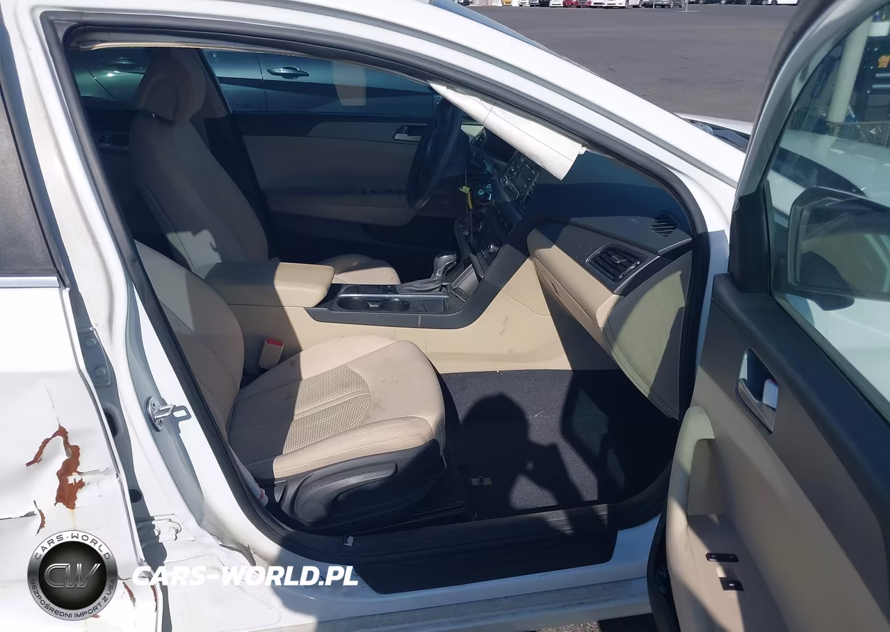 2017 Hyundai Sonata VIN:5NPE24AF6HH542728 - 5
