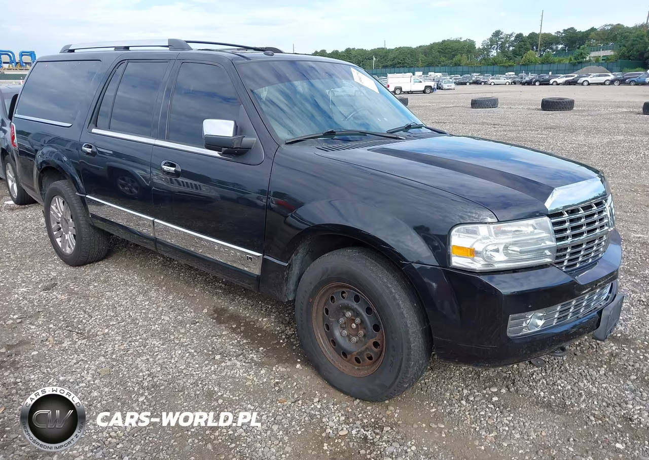 2011 Lincoln Navigator L