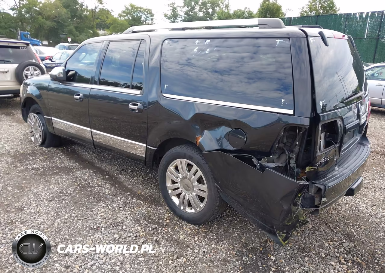 2011 Lincoln Navigator L VIN:5LMJJ3J51BEJ05142 - 3