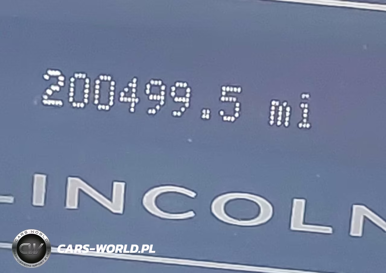 2011 Lincoln Navigator L VIN:5LMJJ3J51BEJ05142 - 7