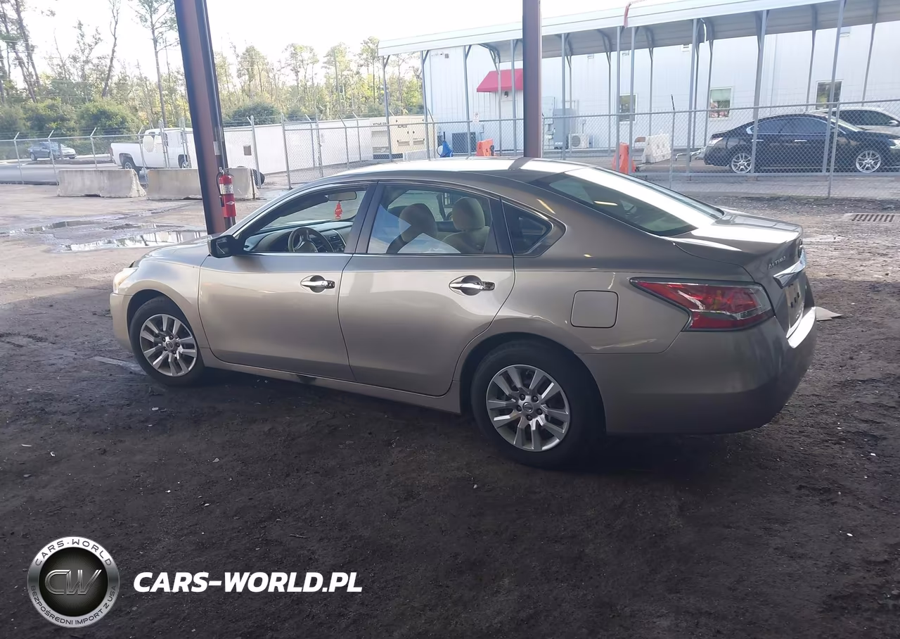 2014 Nissan Altima 2.5 S VIN:1N4AL3AP3EC141522 - 14