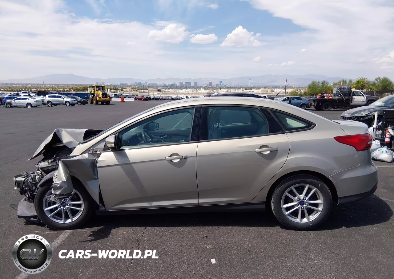 2015 Ford Focus Se VIN:1FADP3F29FL369489 - 15