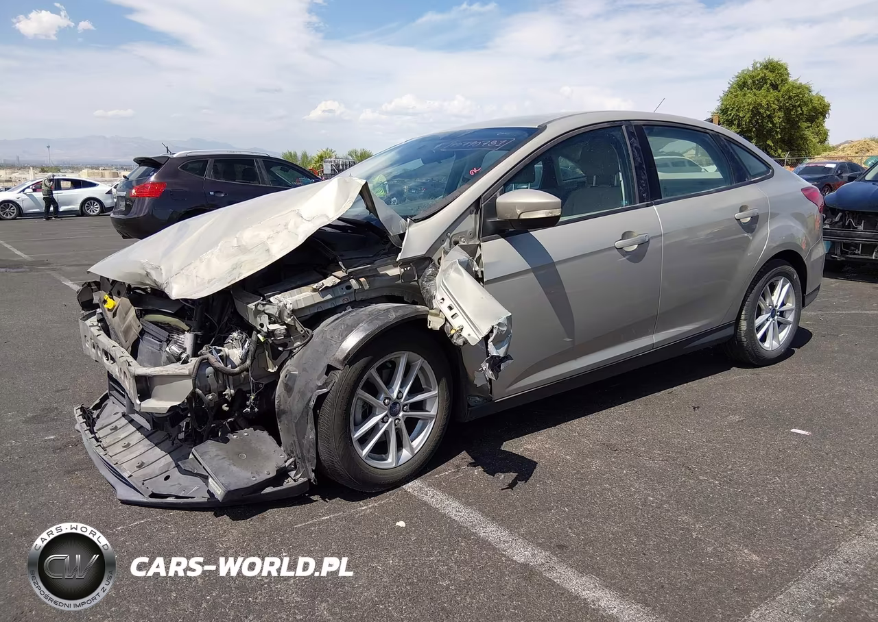 2015 Ford Focus Se VIN:1FADP3F29FL369489 - 2