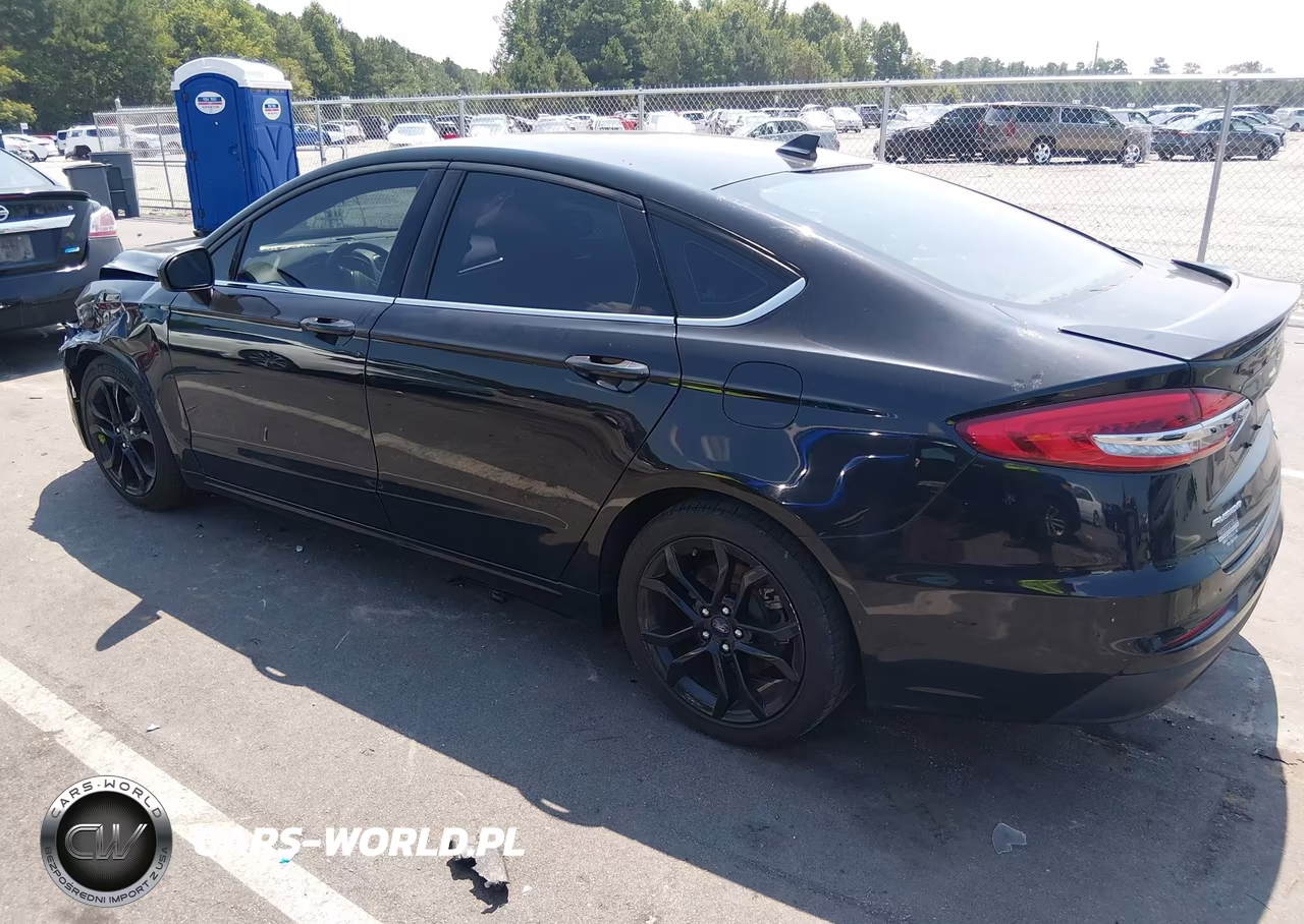 2019 Ford Fusion Se VIN:3FA6P0HD6KR160454 - 3
