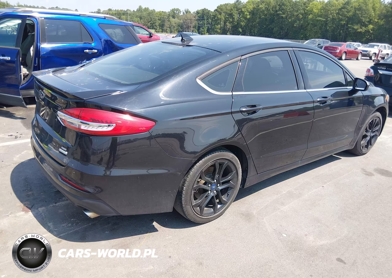 2019 Ford Fusion Se VIN:3FA6P0HD6KR160454 - 4