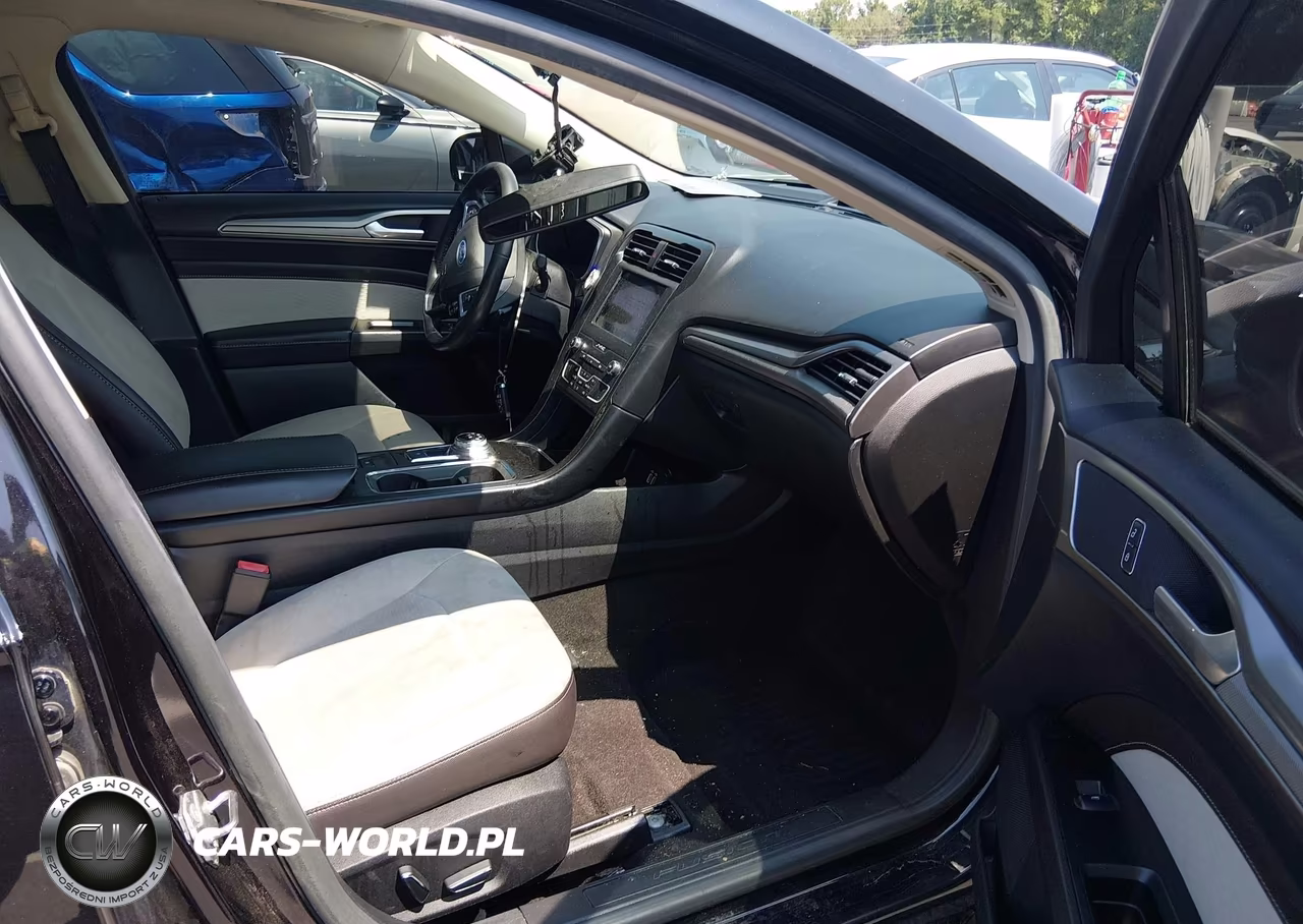 2019 Ford Fusion Se VIN:3FA6P0HD6KR160454 - 5