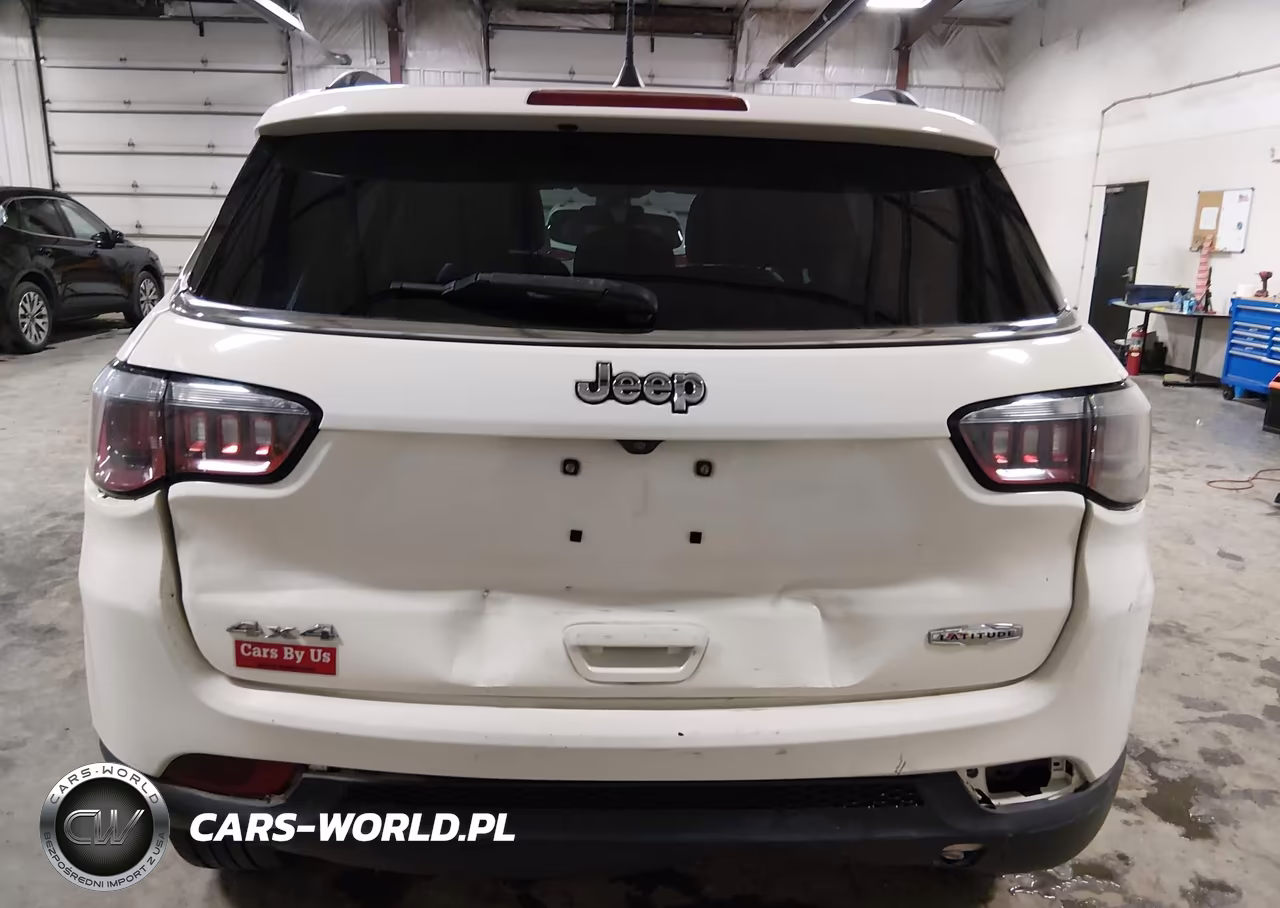 2019 Jeep Compass Latitude 4X4 VIN:3C4NJDBB1KT678867 - 20