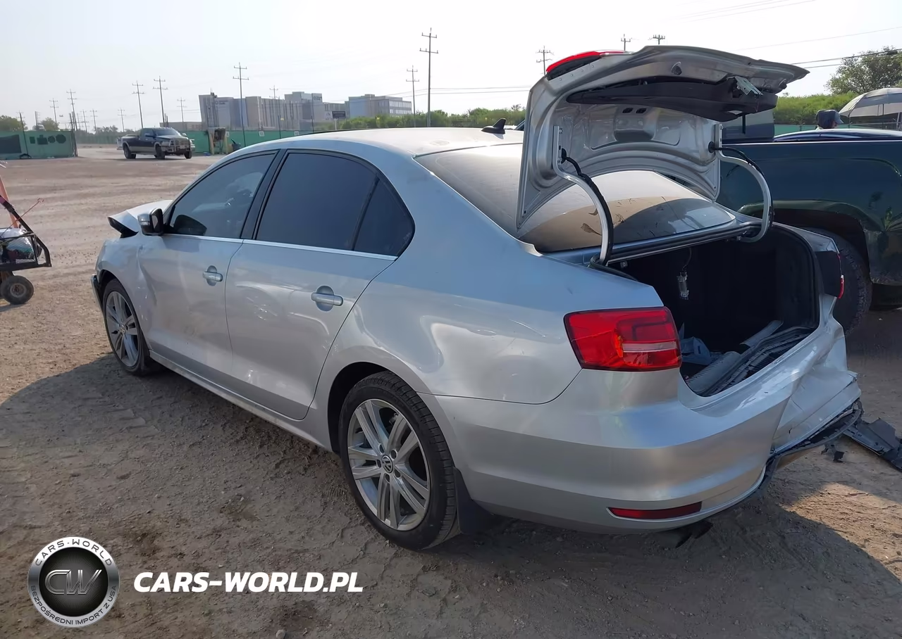 2015 Volkswagen Jetta 1.8T Sel VIN:3VWL17AJ5FM251660 - 3