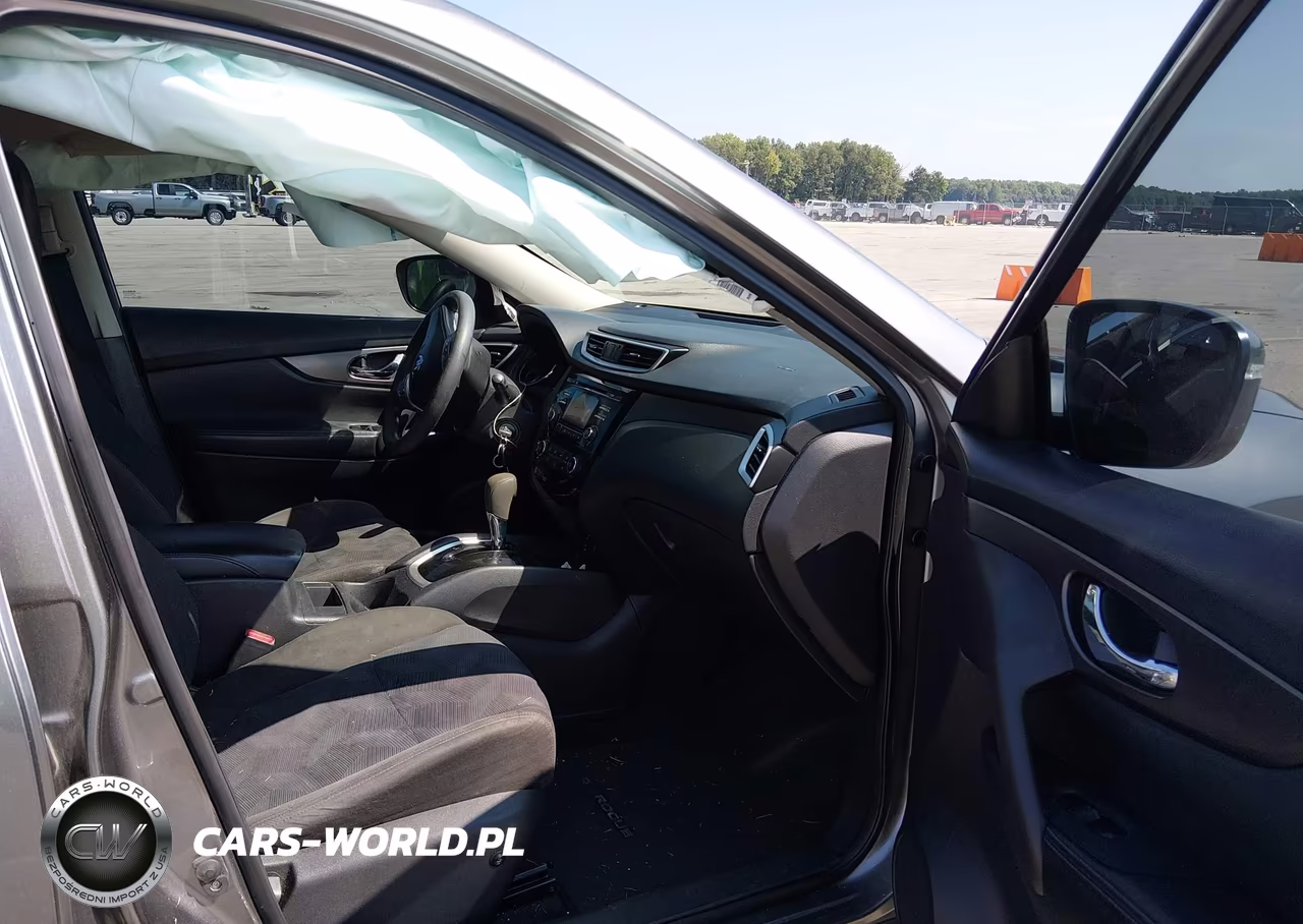 2015 Nissan Rogue S VIN:KNMAT2MT6FP589082 - 5