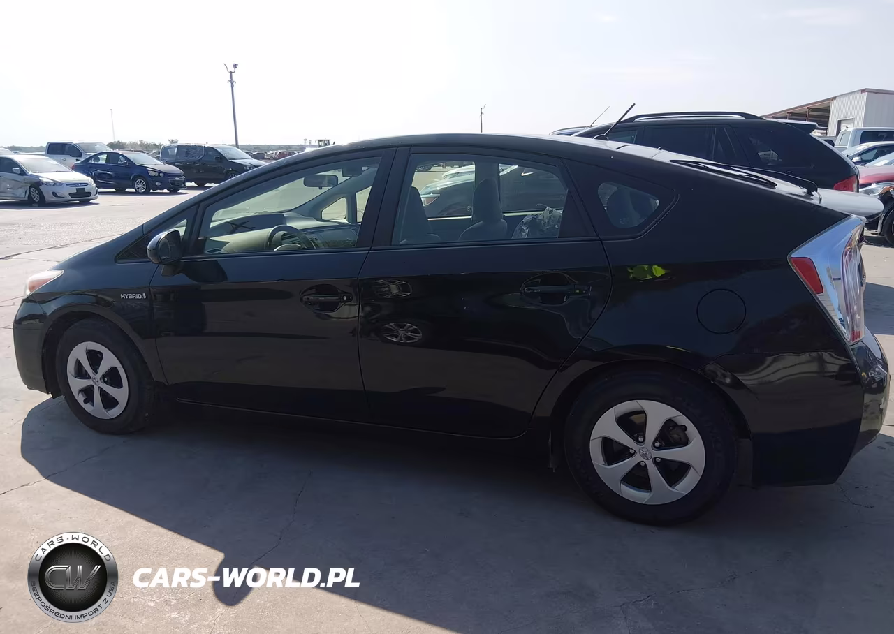 2013 Toyota Prius Two VIN:JTDKN3DU6D0342678 - 15