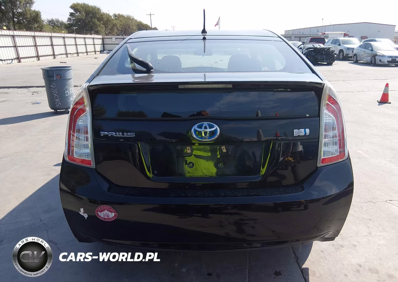 2013 Toyota Prius Two VIN:JTDKN3DU6D0342678 - 17