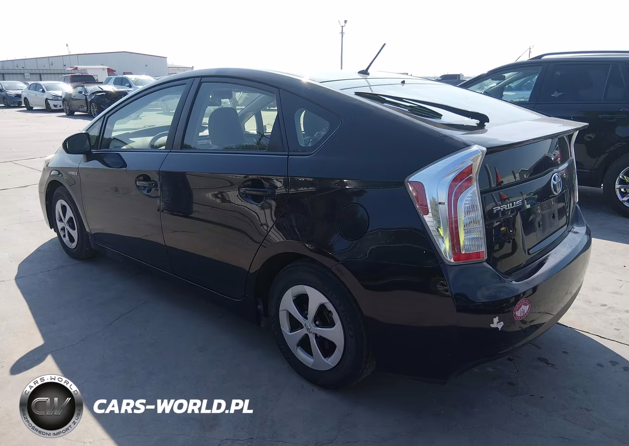 2013 Toyota Prius Two VIN:JTDKN3DU6D0342678 - 3