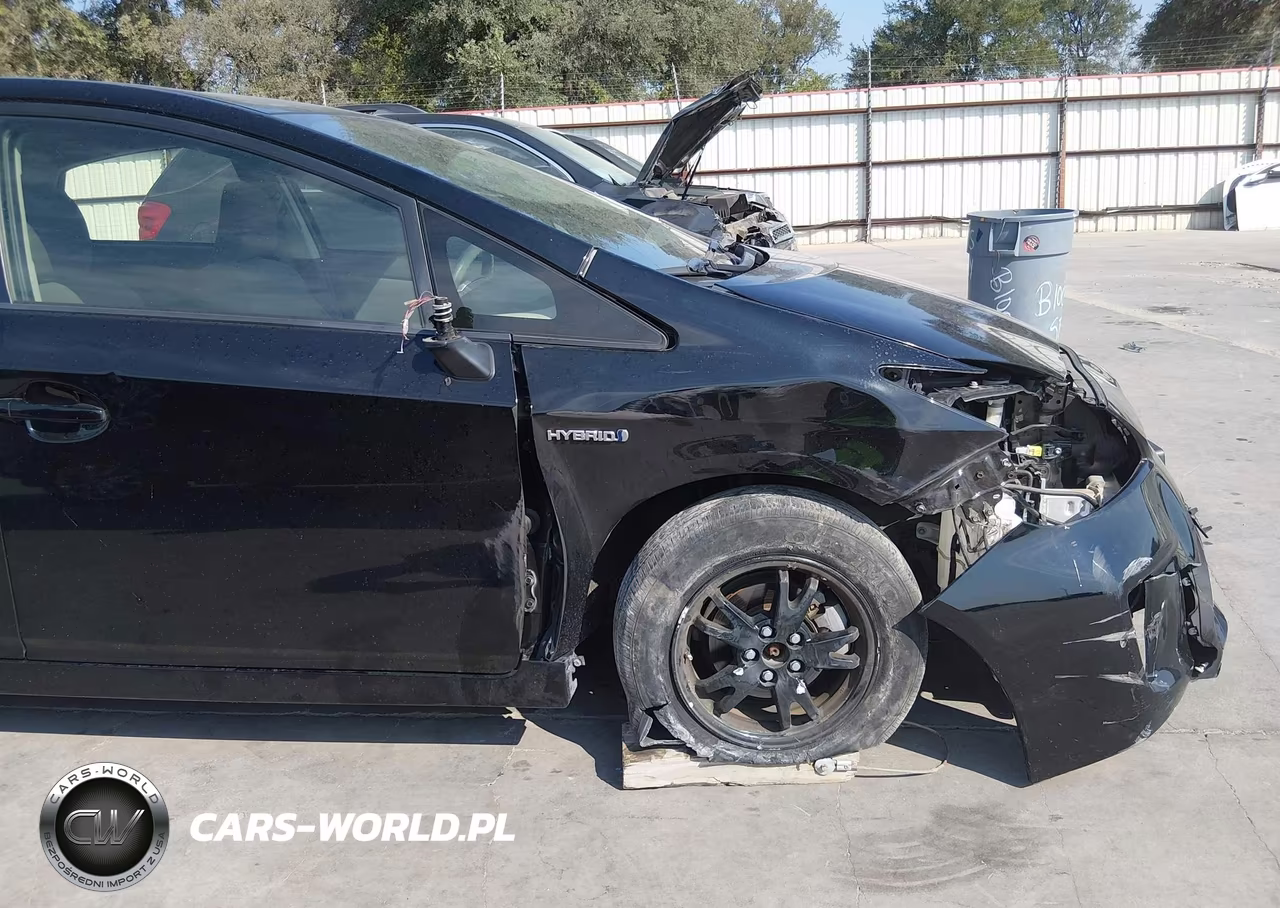 2013 Toyota Prius Two VIN:JTDKN3DU6D0342678 - 6