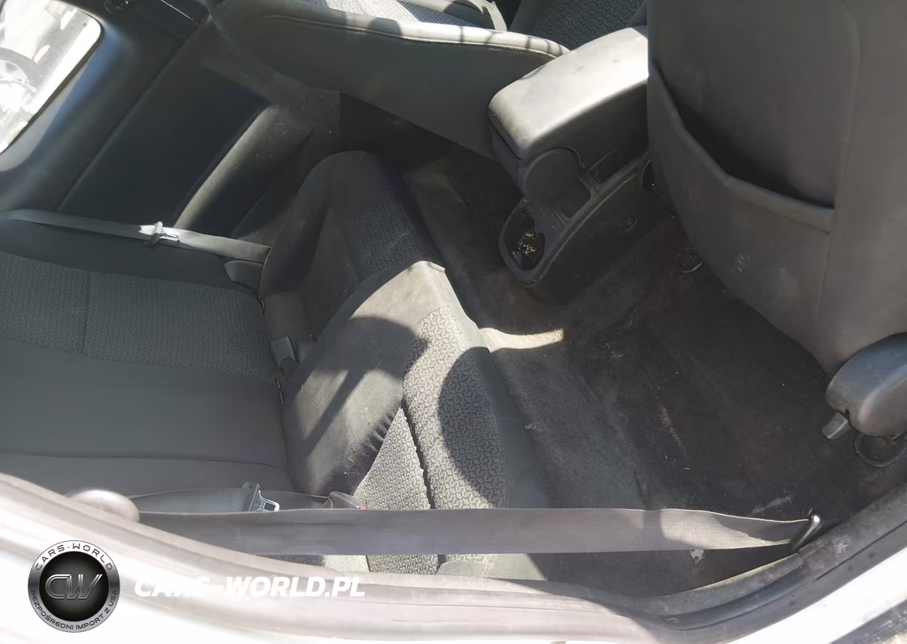 2009 Pontiac G5 VIN:1G2AS18HX97107578 - 8