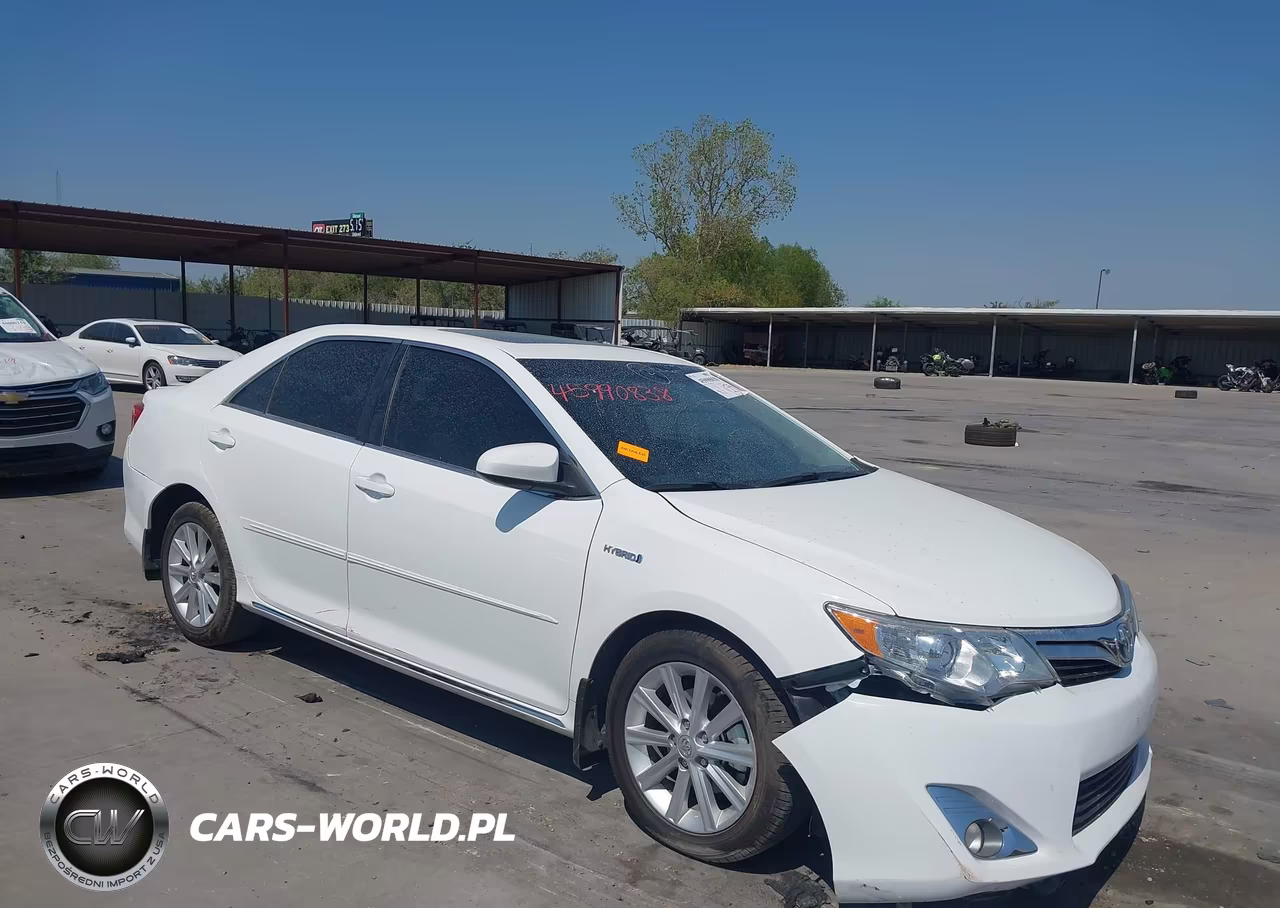 2013 Toyota Camry Hybrid Xle