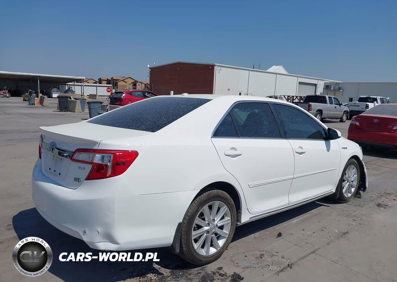 2013 Toyota Camry Hybrid Xle VIN:4T1BD1FK2DU068838 - 4