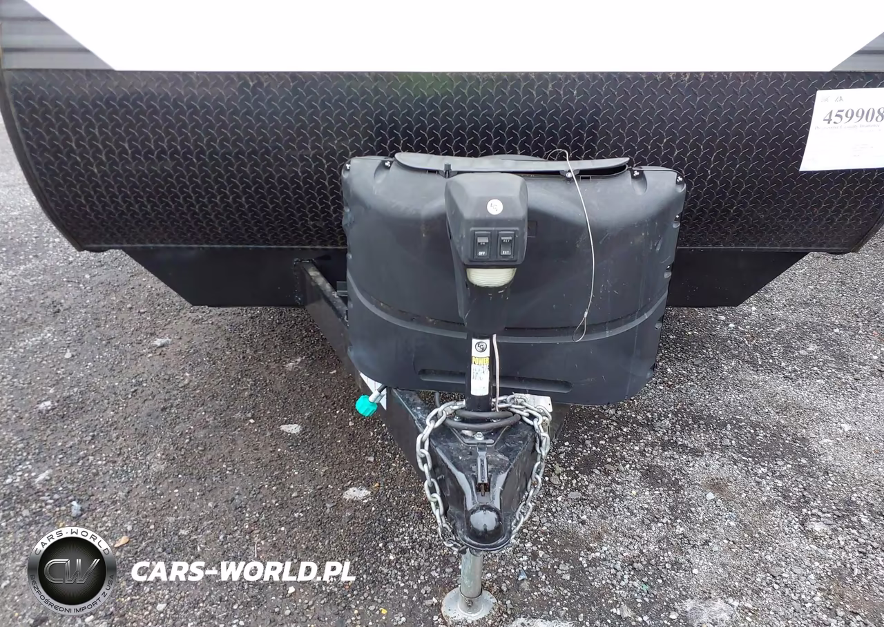 2021 Pioneer Travel Trailer VIN:5SFPB3223ME440454 - 10