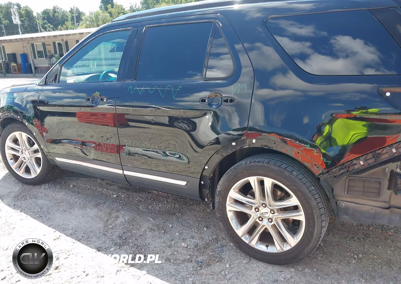 2017 Ford Explorer Limited VIN:1FM5K7F81HGB19194 - 14