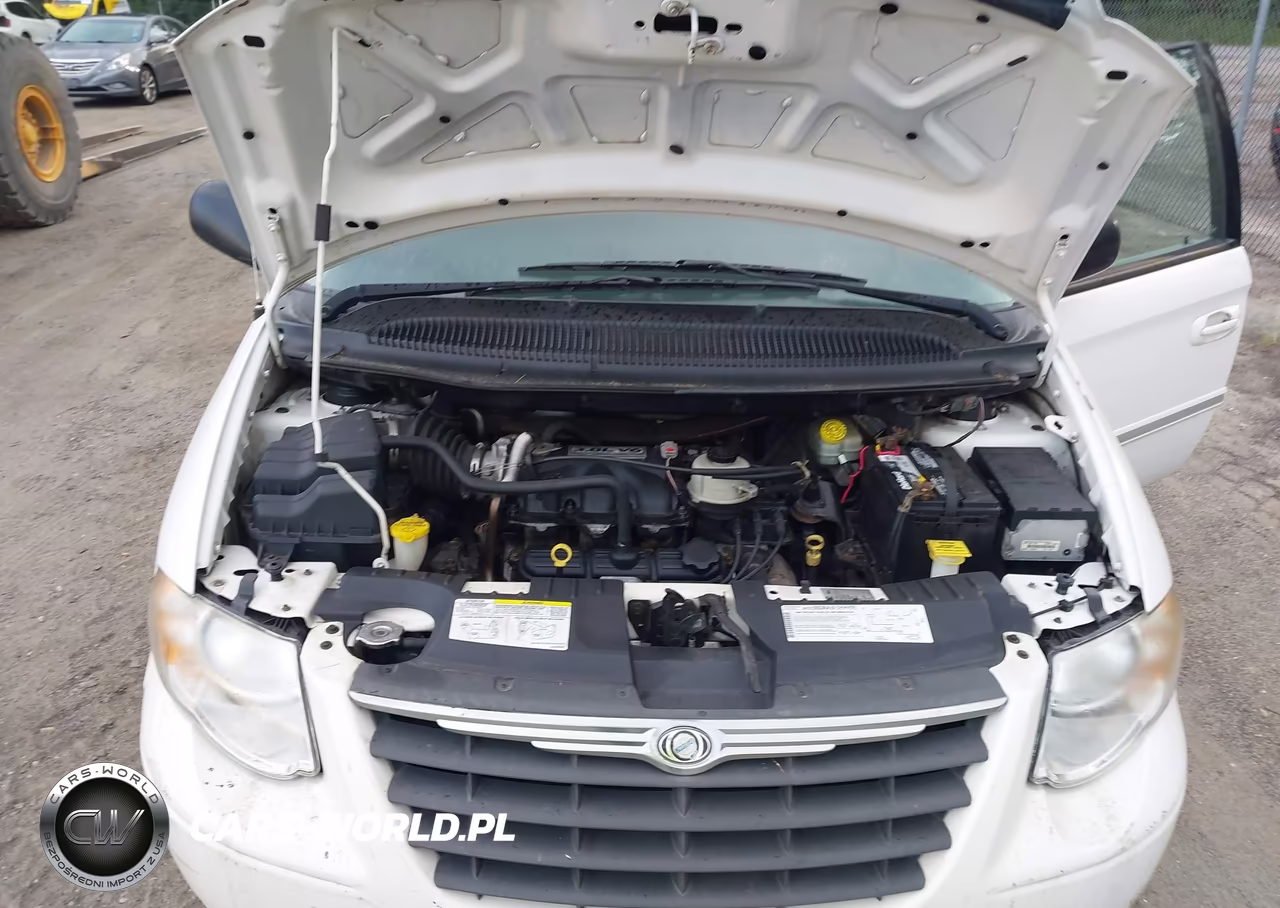 2006 Chrysler Town & Country Touring VIN:2A4GP54L06R866219 - 10