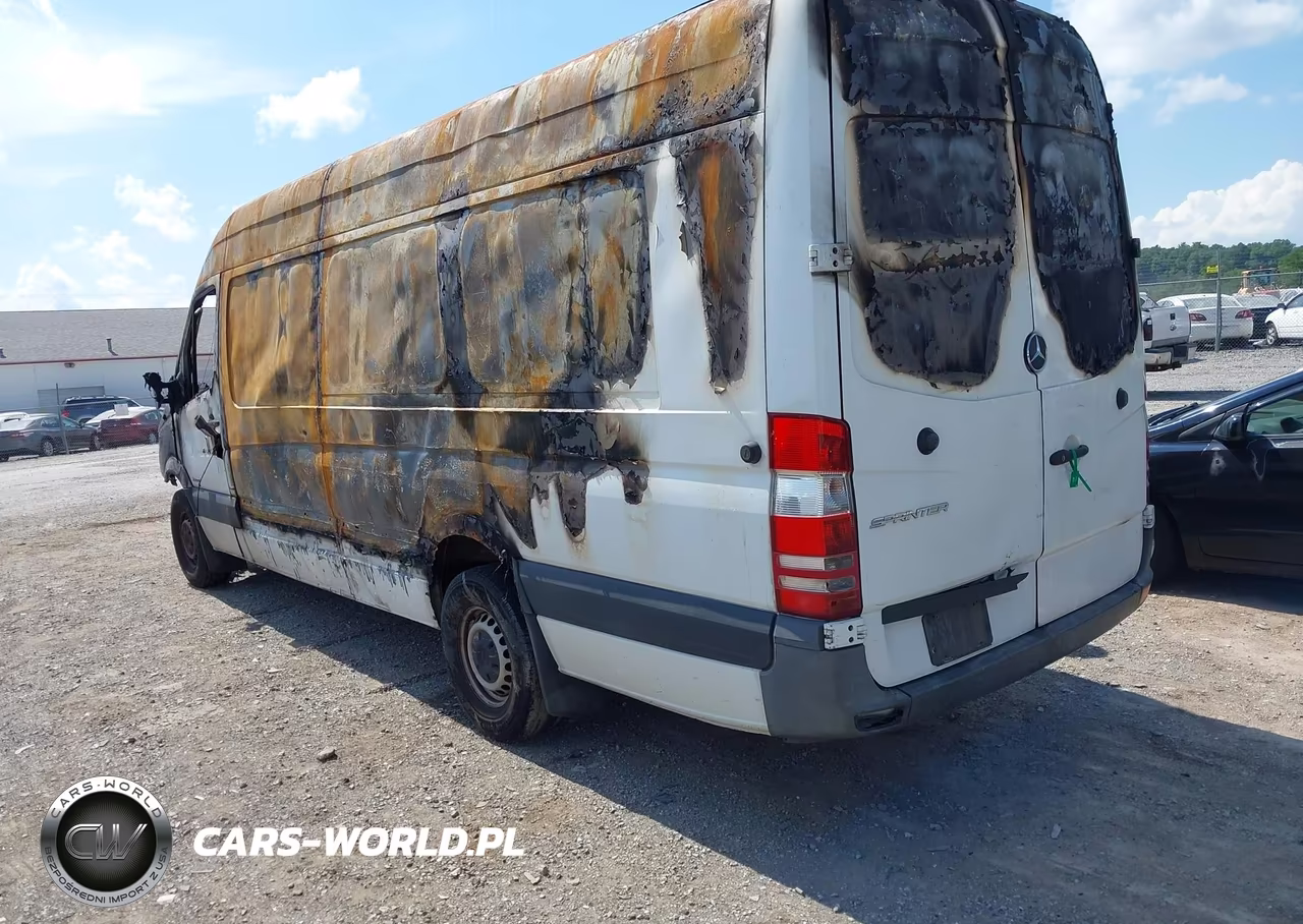 2016 Mercedes-Benz Sprinter 2500 High Roof VIN:WD3PE8DD0GP237630 - 3