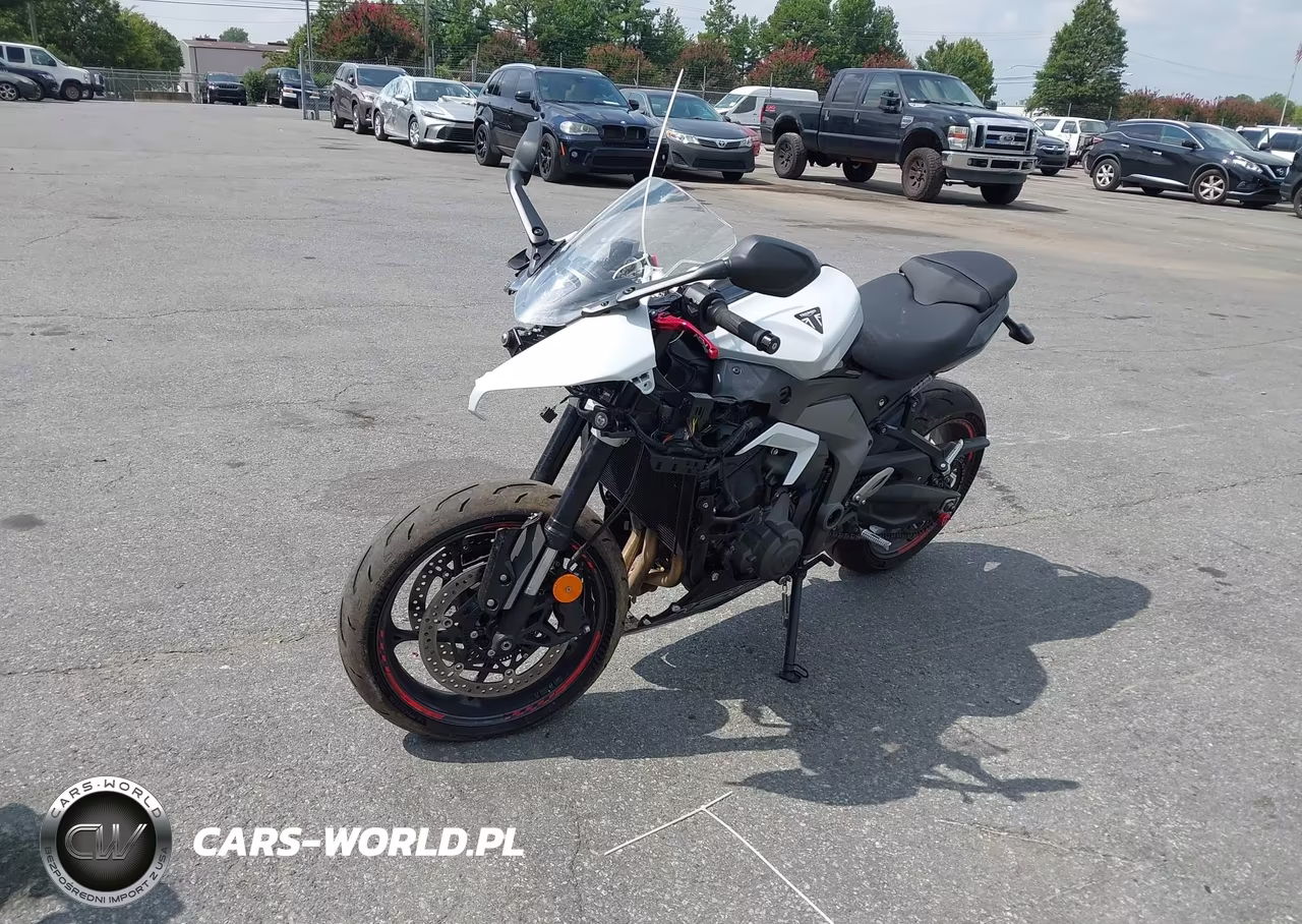 2025 Triumph Motorcycle Daytona 660 VIN:SMTL23UF4STCB0030 - 2