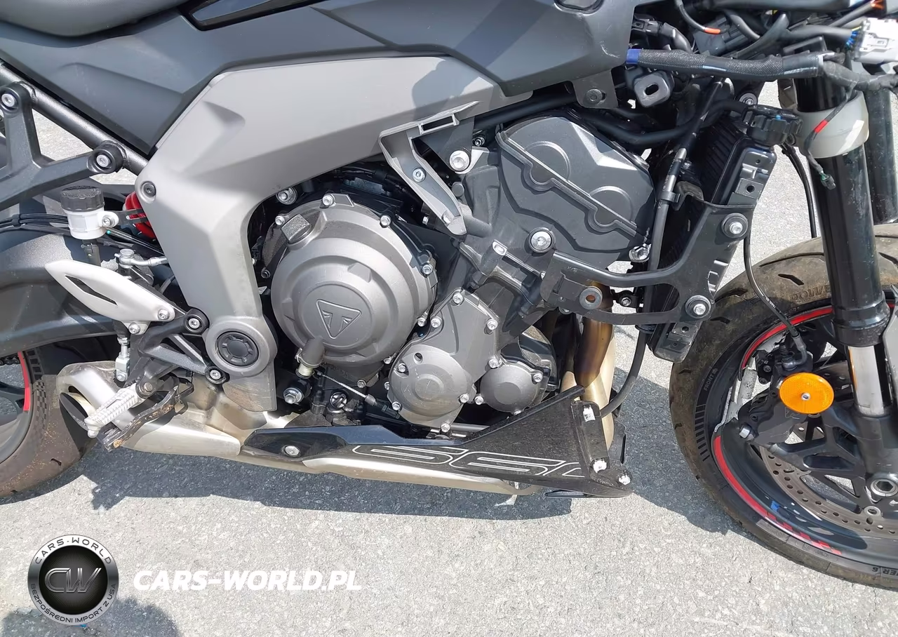 2025 Triumph Motorcycle Daytona 660 VIN:SMTL23UF4STCB0030 - 8