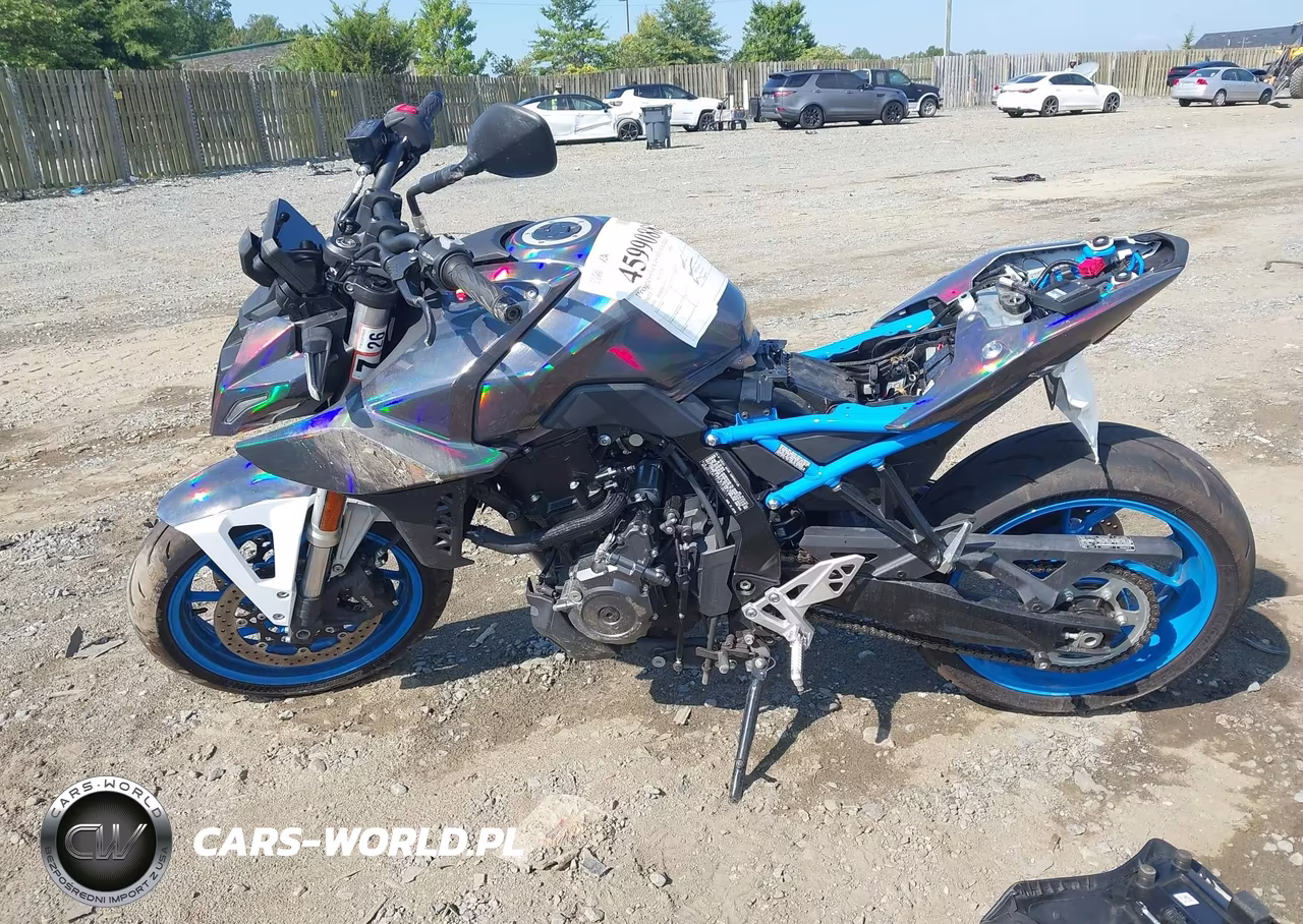 2023 Suzuki Gsx800 R VIN:JS1EM11B9P7100111 - 14